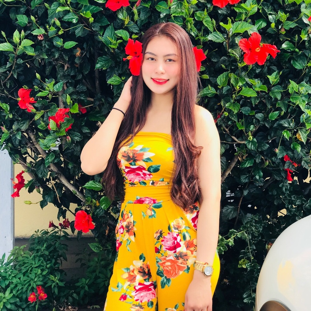 Yellow floral overall jumpsuit - Picture 1 of 2